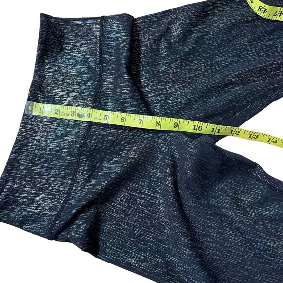 Zyia Active Women’s Size 4 Black Shimmer Leggings Mid Rise Stretch Cropped - Picture 5 of 6